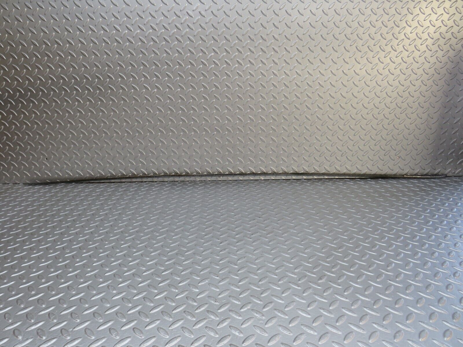 40488 Mercedes-Benz W110 230 Roof Chrome Trim Right Side