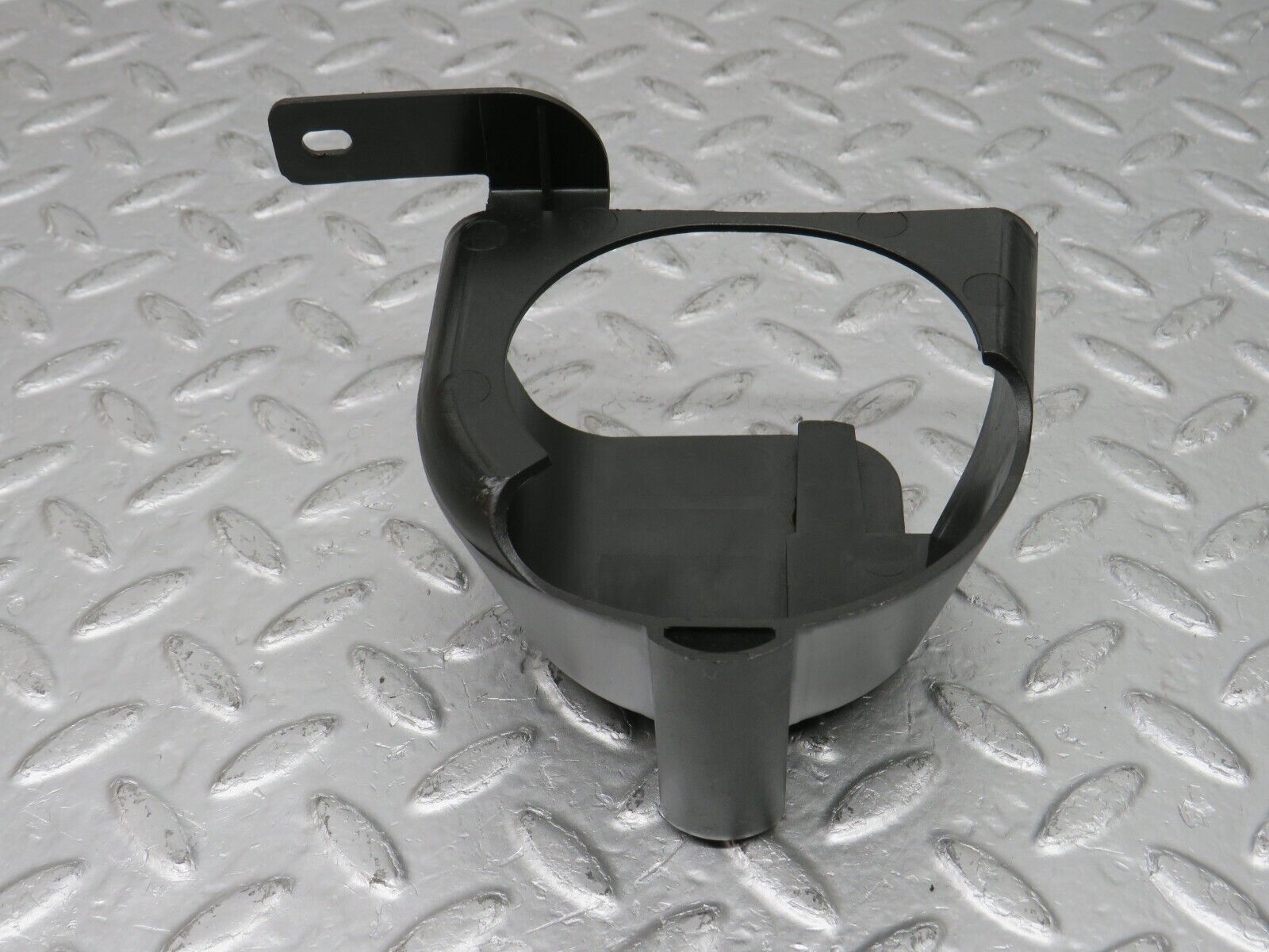 33293 Mercedes-Benz W202 C180 Horn Surround Cover 2028260024