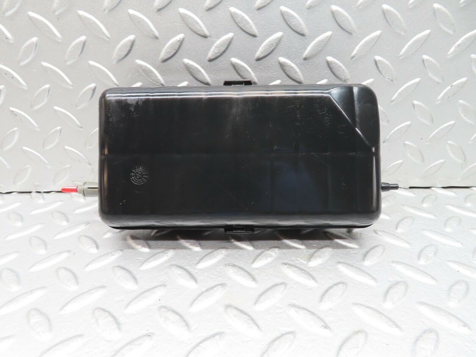 14923 Mercedes-Benz W140 S320 Vacuum Reservoir Tank 1408050019