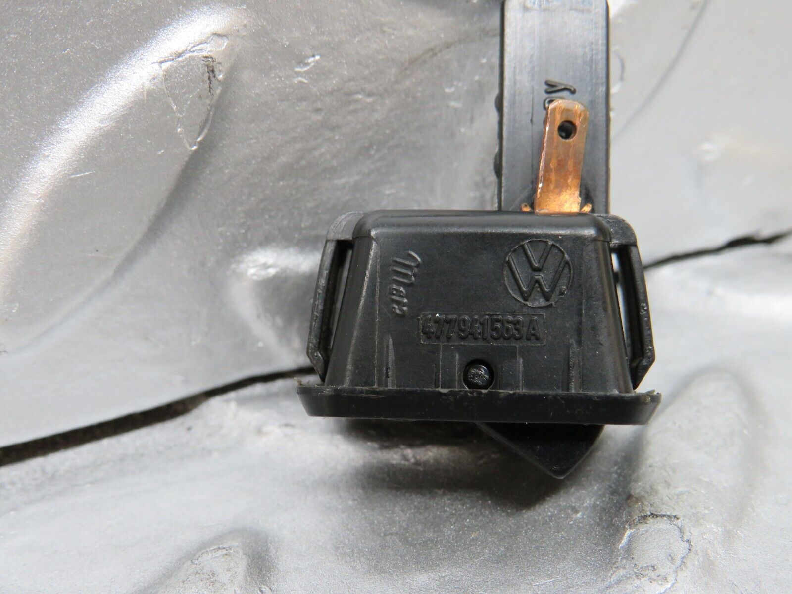 30063 Porsche 924 Front Fog Light Switch 477941563