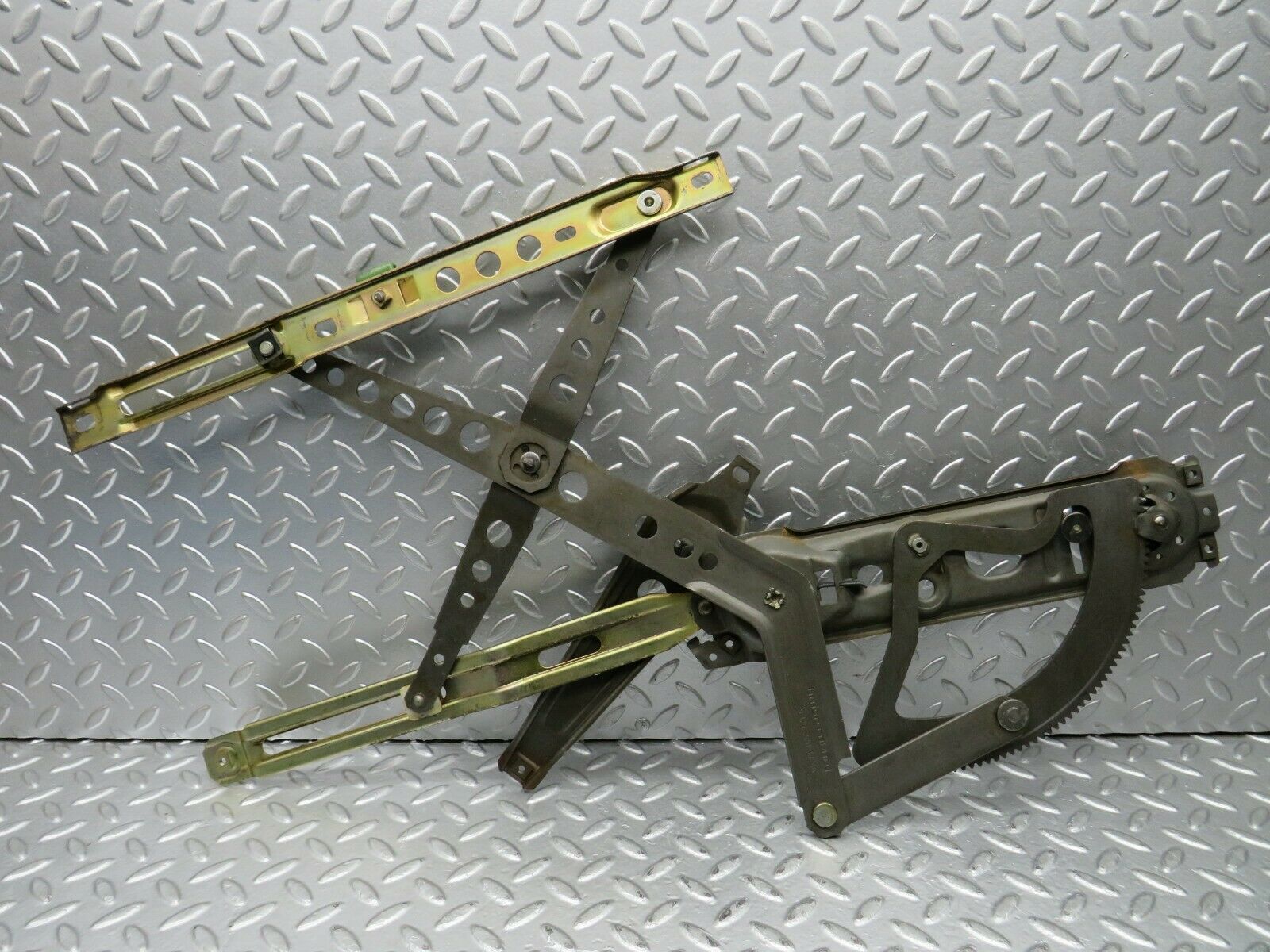 22961 Mercedes-Benz C123 230CE Front Left Manual Window Regulator 1237201346