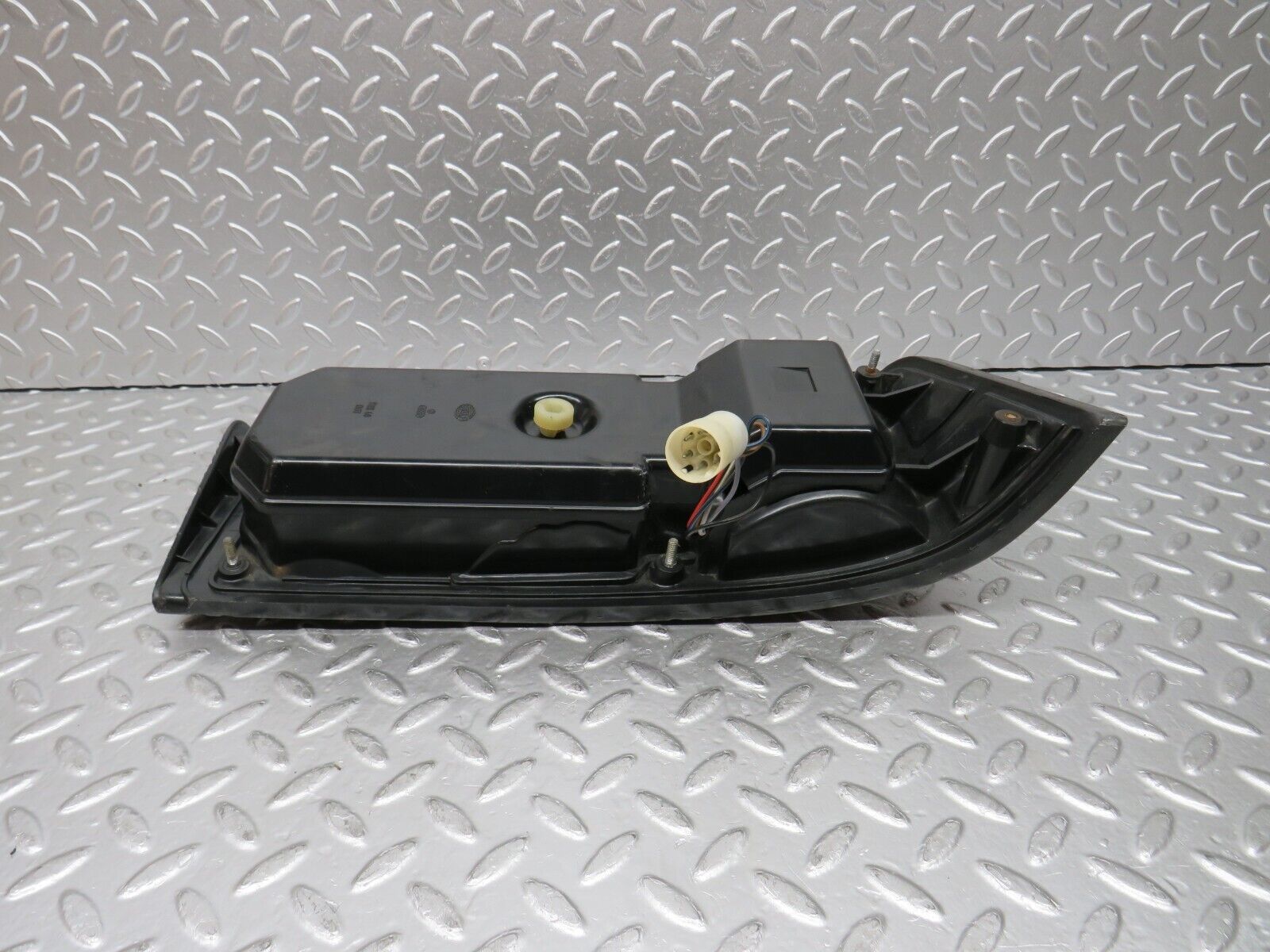 30081 Porsche 924 Tail Light Left Side Hella 53246R7