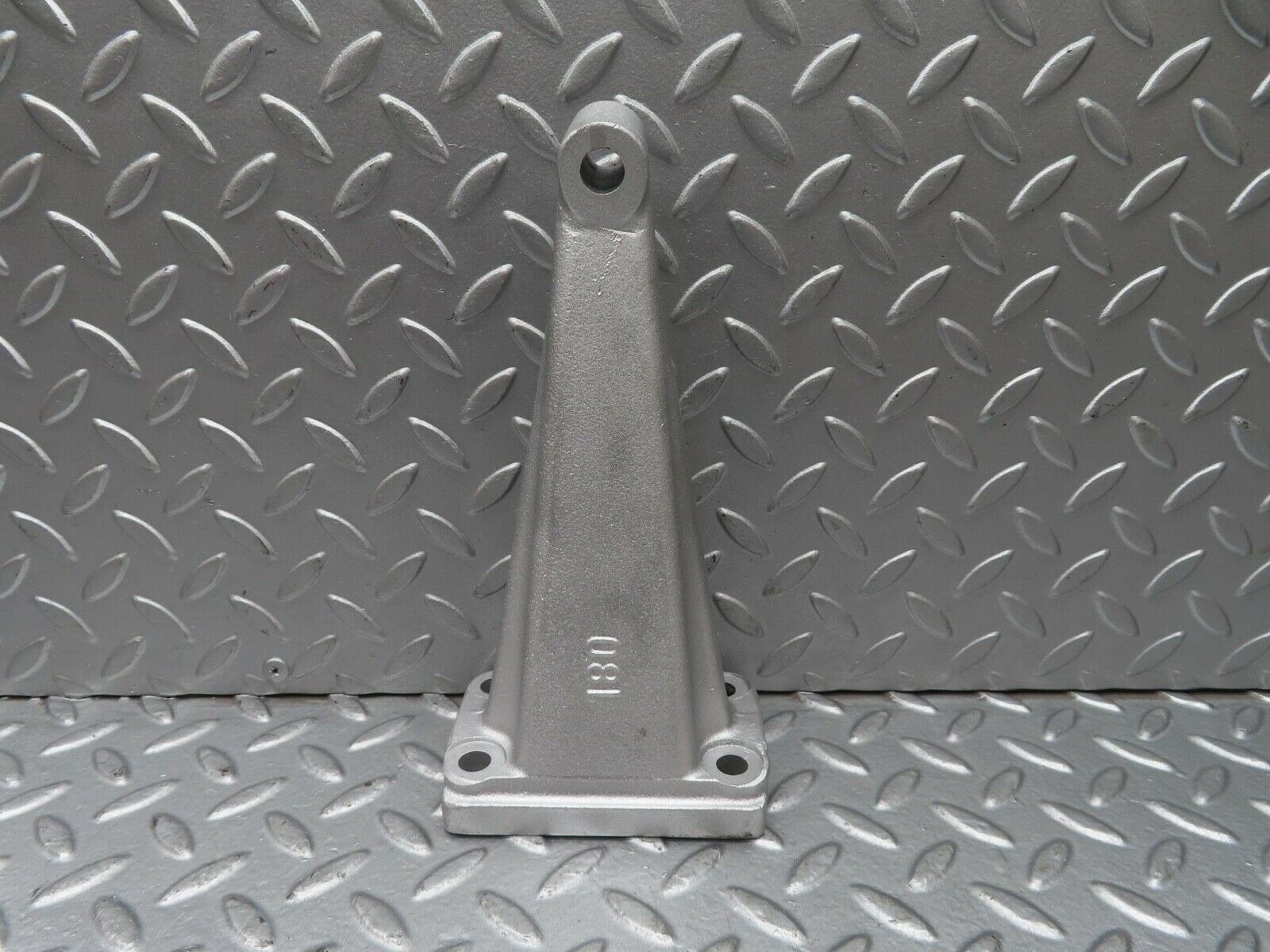 13154 Mercedes-Benz W111 220S Engine Mount Bracket Right Side 1802232504