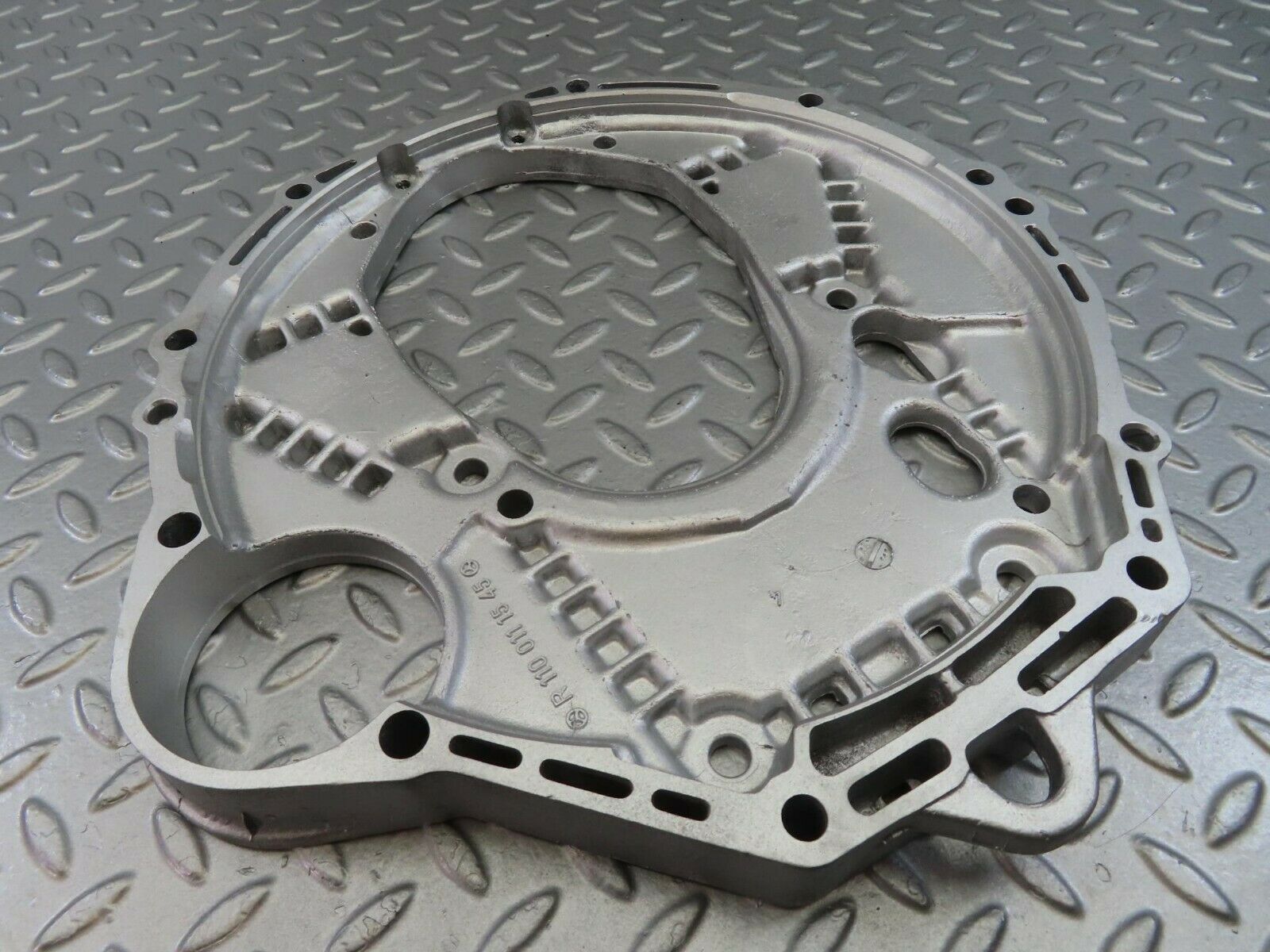 9871 Mercedes-Benz C123 280CE Coupe Gearbox Flange 1100111545