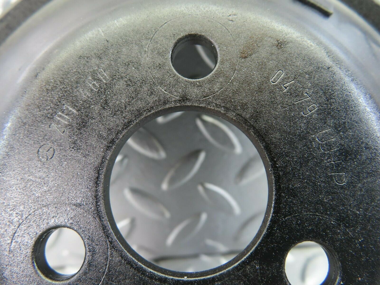 10576 Mercedes-Benz W201 190E Power Steering Pump Pulley 2014600479