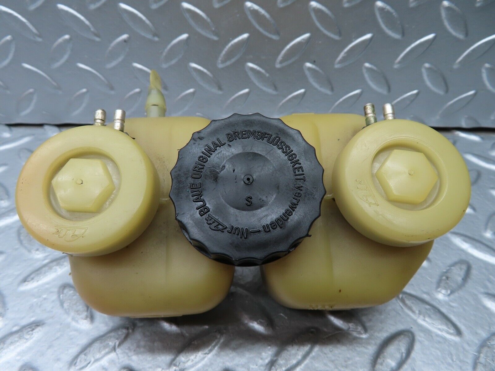 20813 Mercedes-Benz W114 250CE Coupe Brake Fluid Reservoir Tank Ate