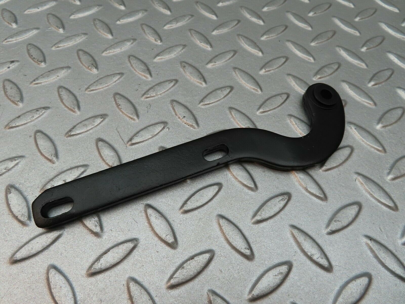 3624 Mercedes-Benz W115 220D Left Bonnet Hinge Support