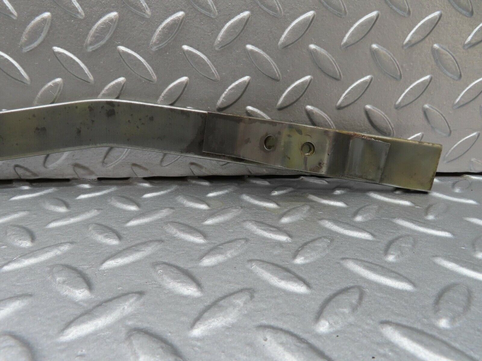 13995 Mercedes-Benz C107 280SLC Rear Left Window Channel