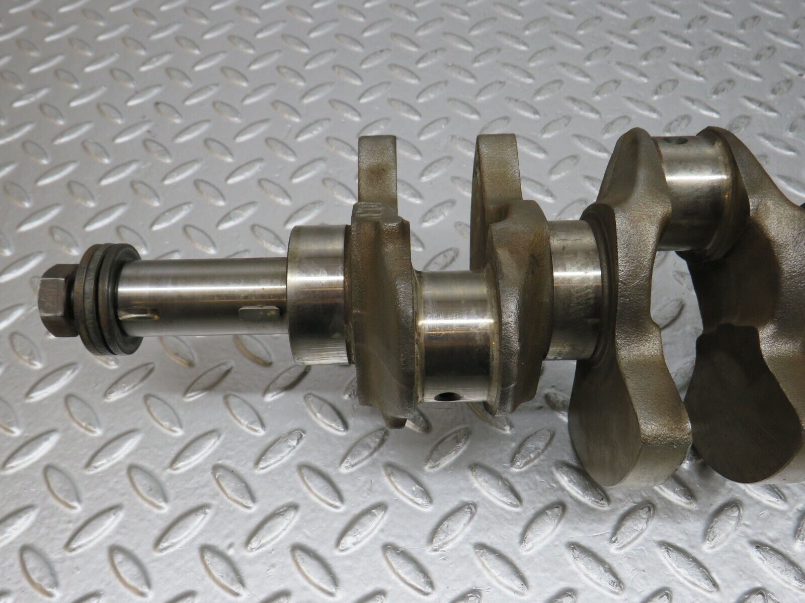 32691 Mercedes-Benz S124 300TE Wagon Crankshaft 103031058