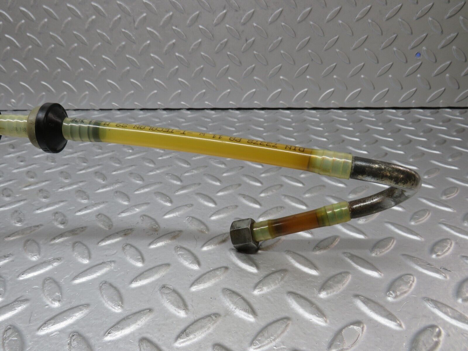 36300 Mercedes-Benz W126 420SE Brake Servo Vacuum Pipe