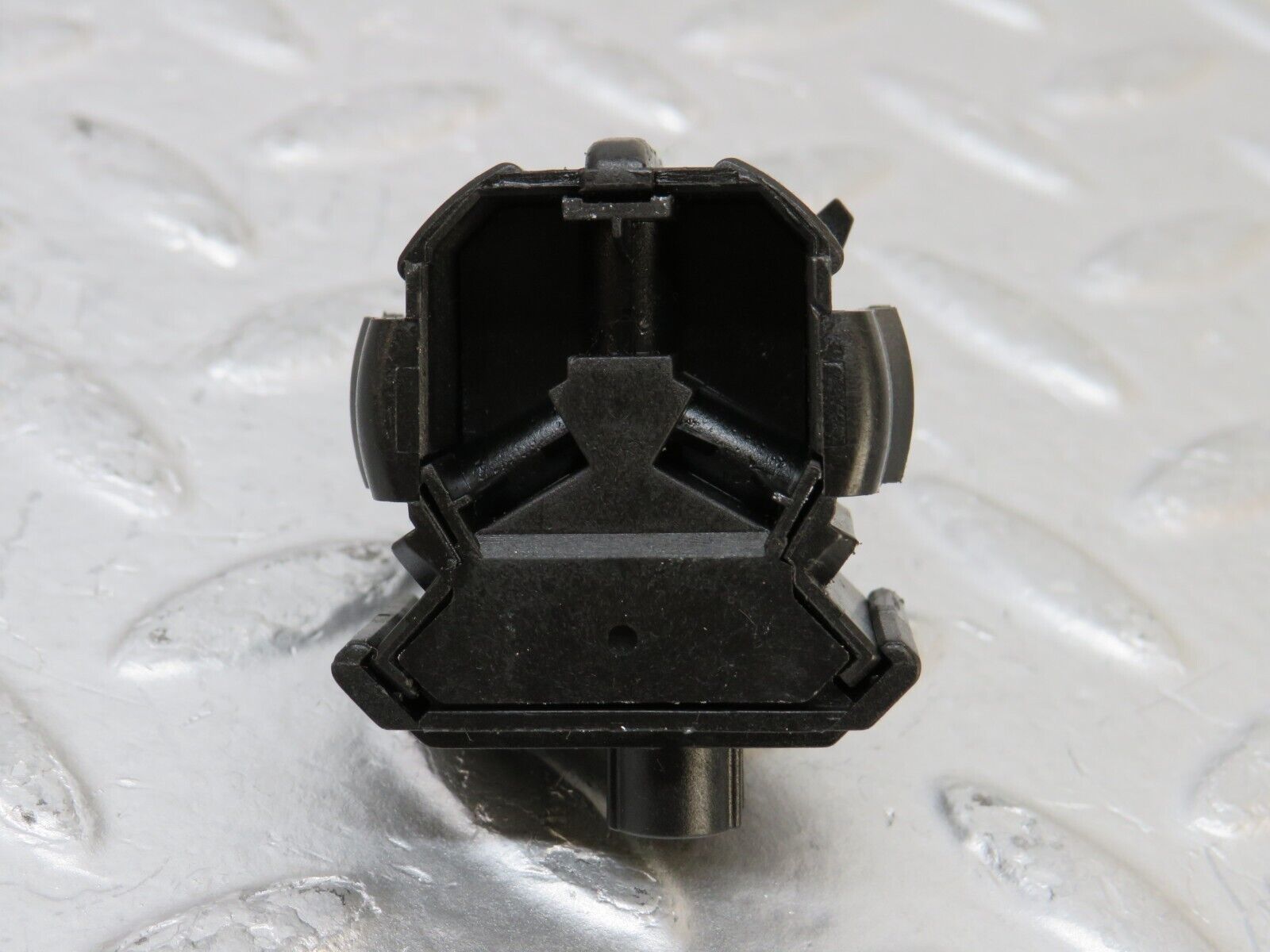 34877 Mercedes-Benz W210 320E Kick Down Switch 0045451714