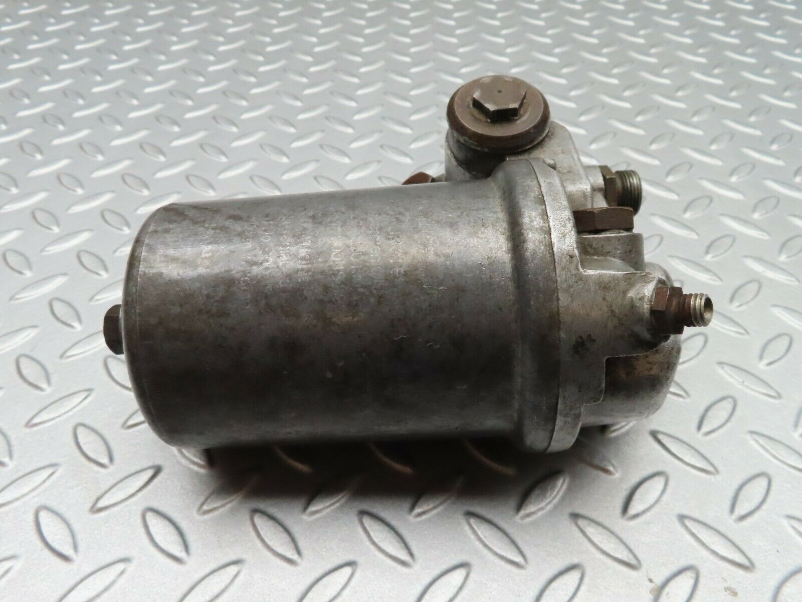 4836 Mercedes-Benz W114 280CE Coupe Oil Filter Housing 0021846601