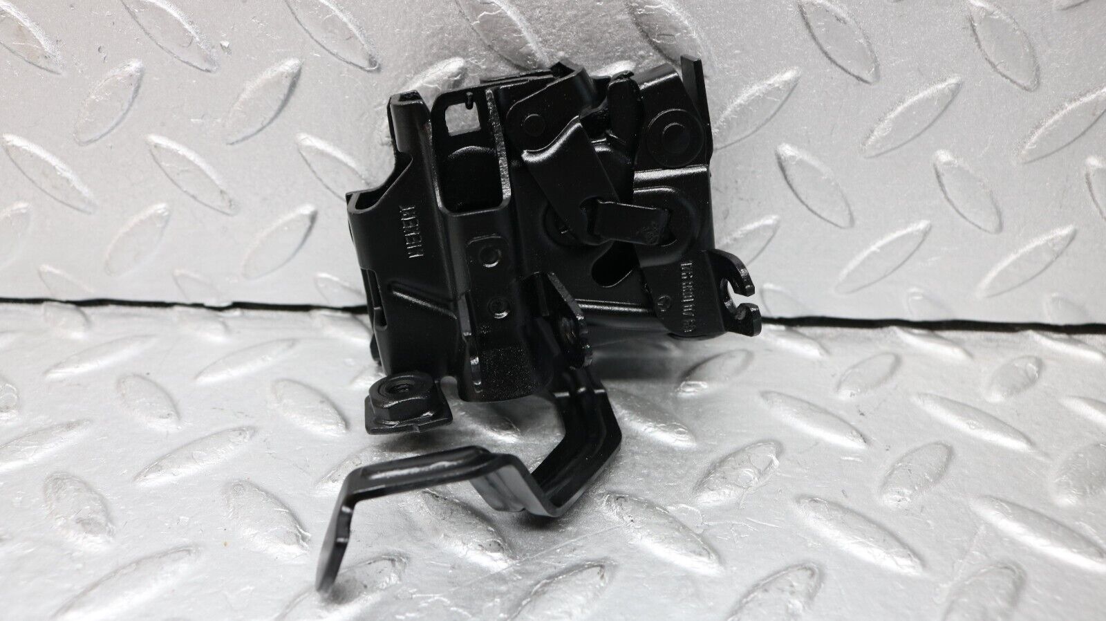 37213 Mercedes-Benz C126 420SEC Coupe Bonnet Lock Latch Left 1268800760