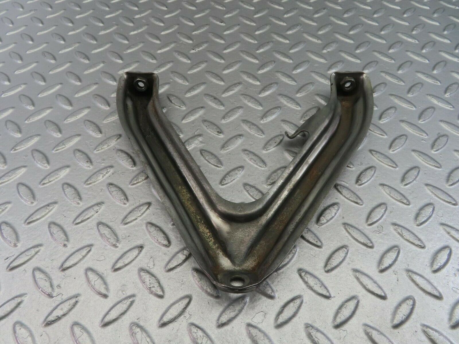 10099 Mercedes-Benz C123 230CE Coupe Air Intake Manifold Bracket