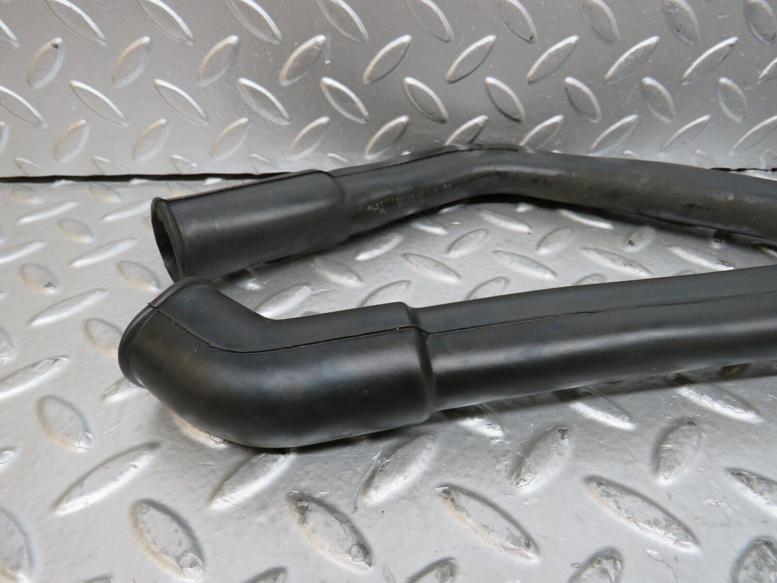 29156 Mercedes-Benz C124 320CE Water Drain Hose Pair 1246280394 1246280194