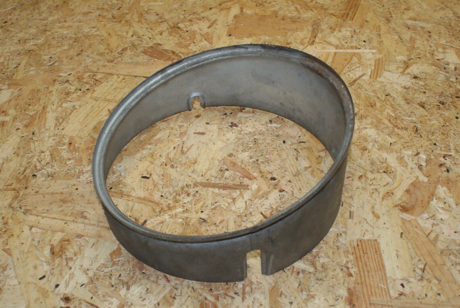 2297 Mercedes-Benz W105 219 PONTON Headlight Ornament Ring Trim