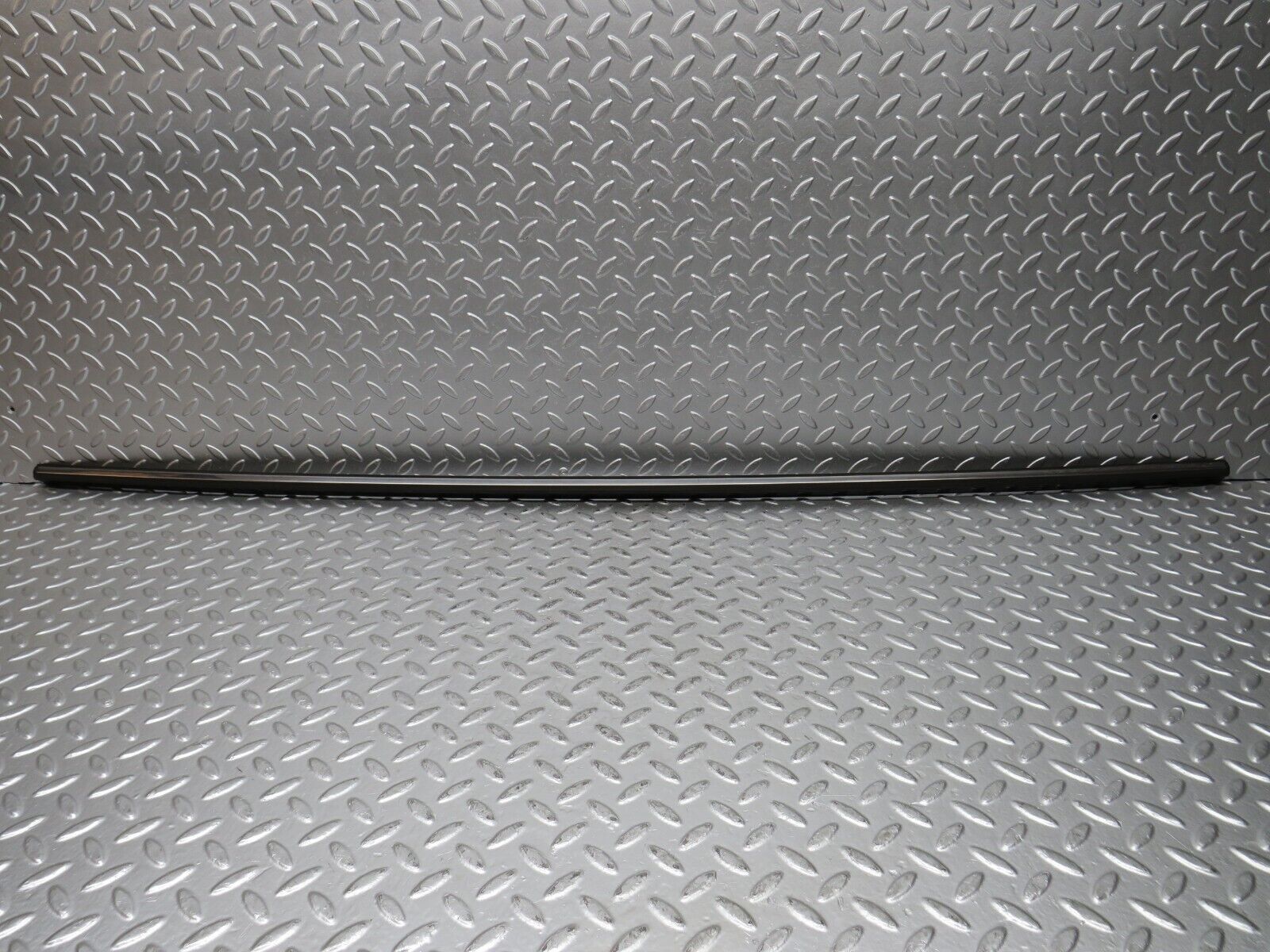 32108 Mercedes-Benz W123 230E Trunk Boot Lid Chrome Moulding Trim