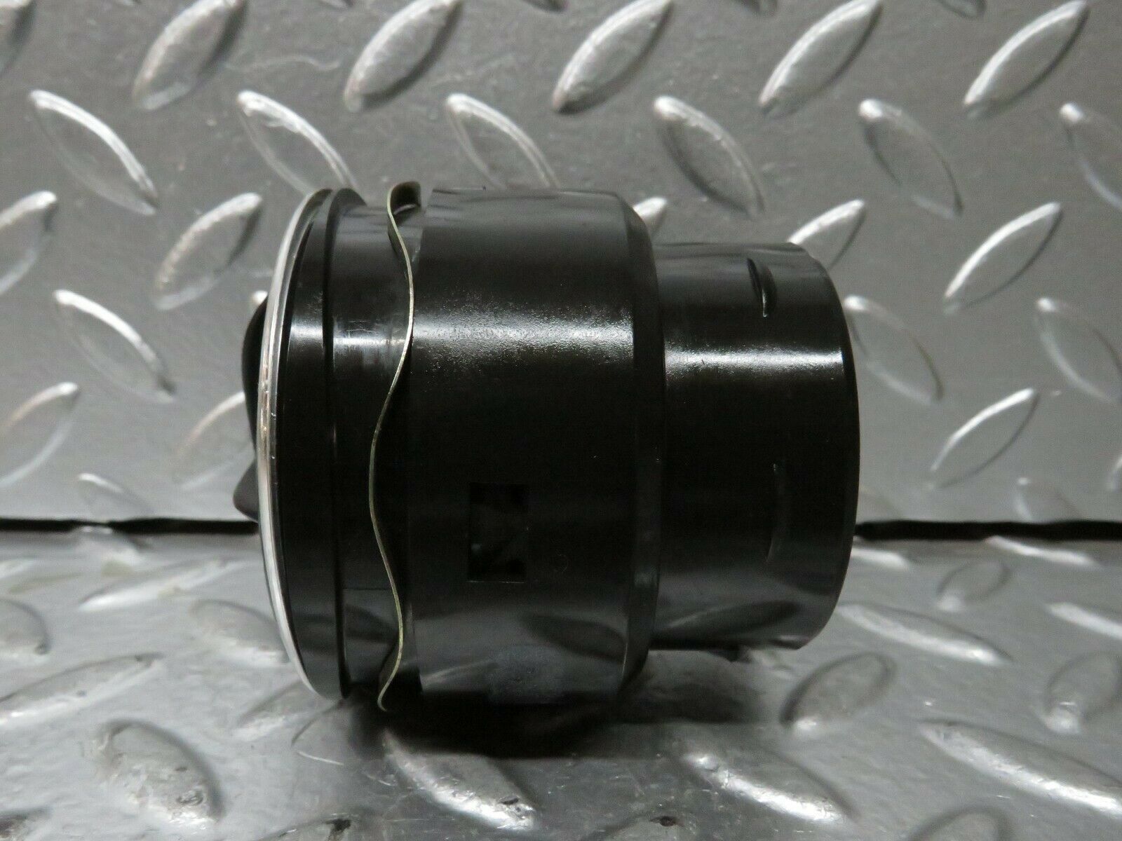 23771 Mercedes-Benz C107 450SLC Coupe Dashboard Air Vent