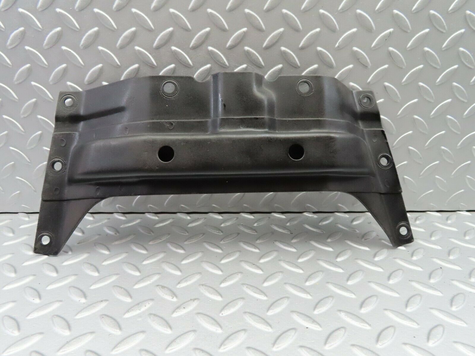 7074 Mercedes-Benz C107 350SLC Coupe Gearbox Mount Bracket I