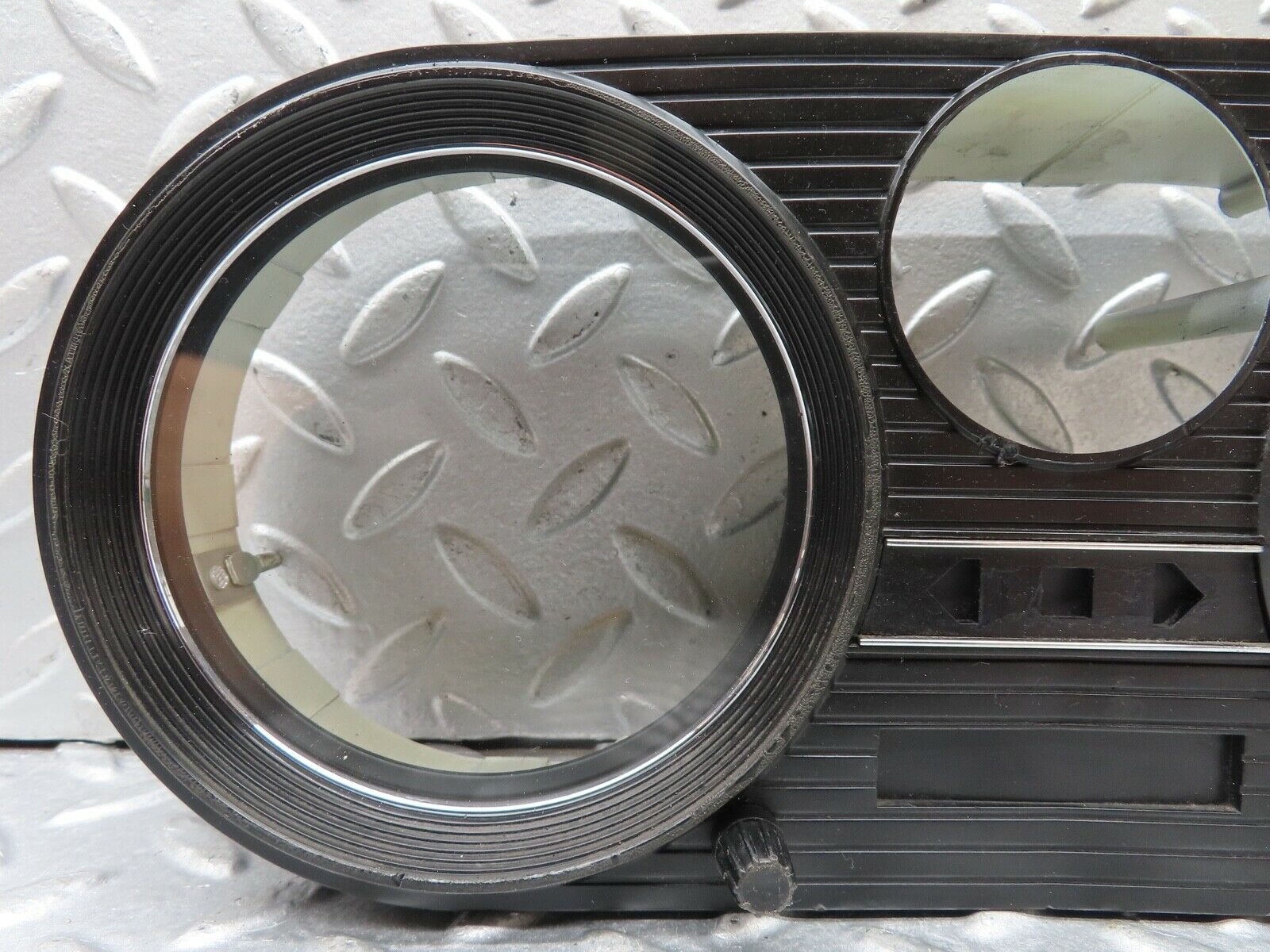 3101 Mercedes-Benz W115 220D Instrument Cluster Housing