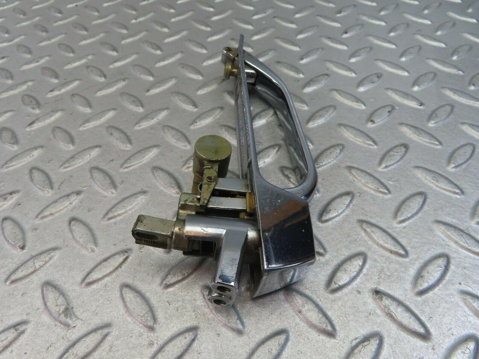 8745 Mercedes-Benz W116 Chrome Door Handle Rear Right 1167600059