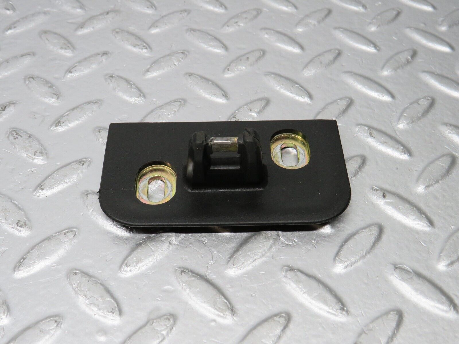 39599 Mercedes-Benz R129 320SL Coupe Trunk Lock Latch