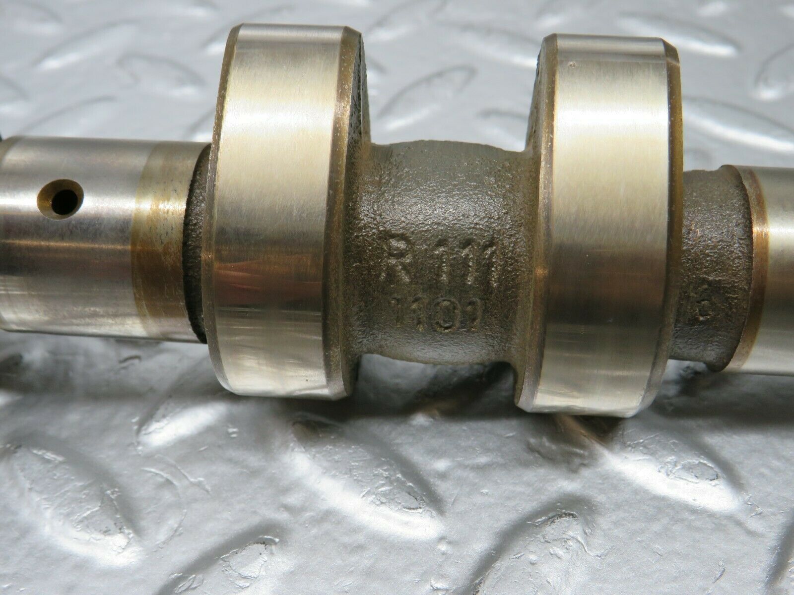 24425 Mercedes-Benz S124 220TE Wagon Camshaft Left Side Intake 1111101