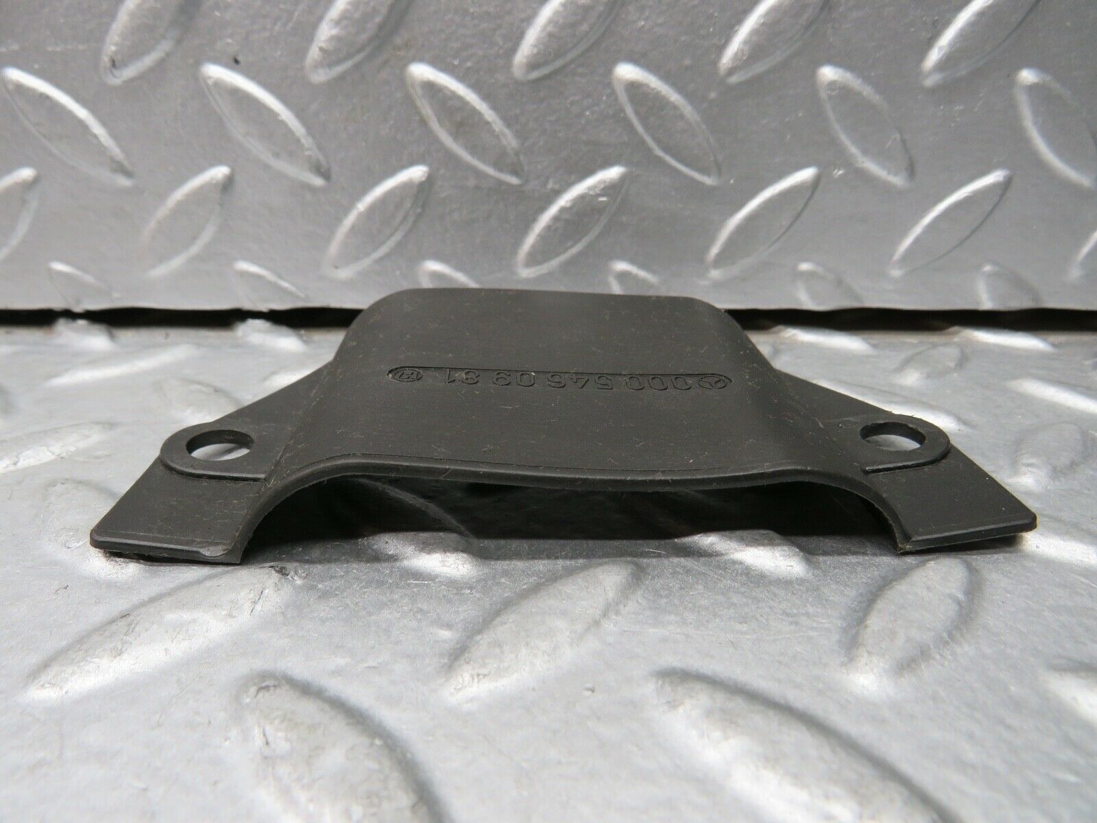 21803 Mercedes-Benz W126 300SE Front Panel Covering 0005460981