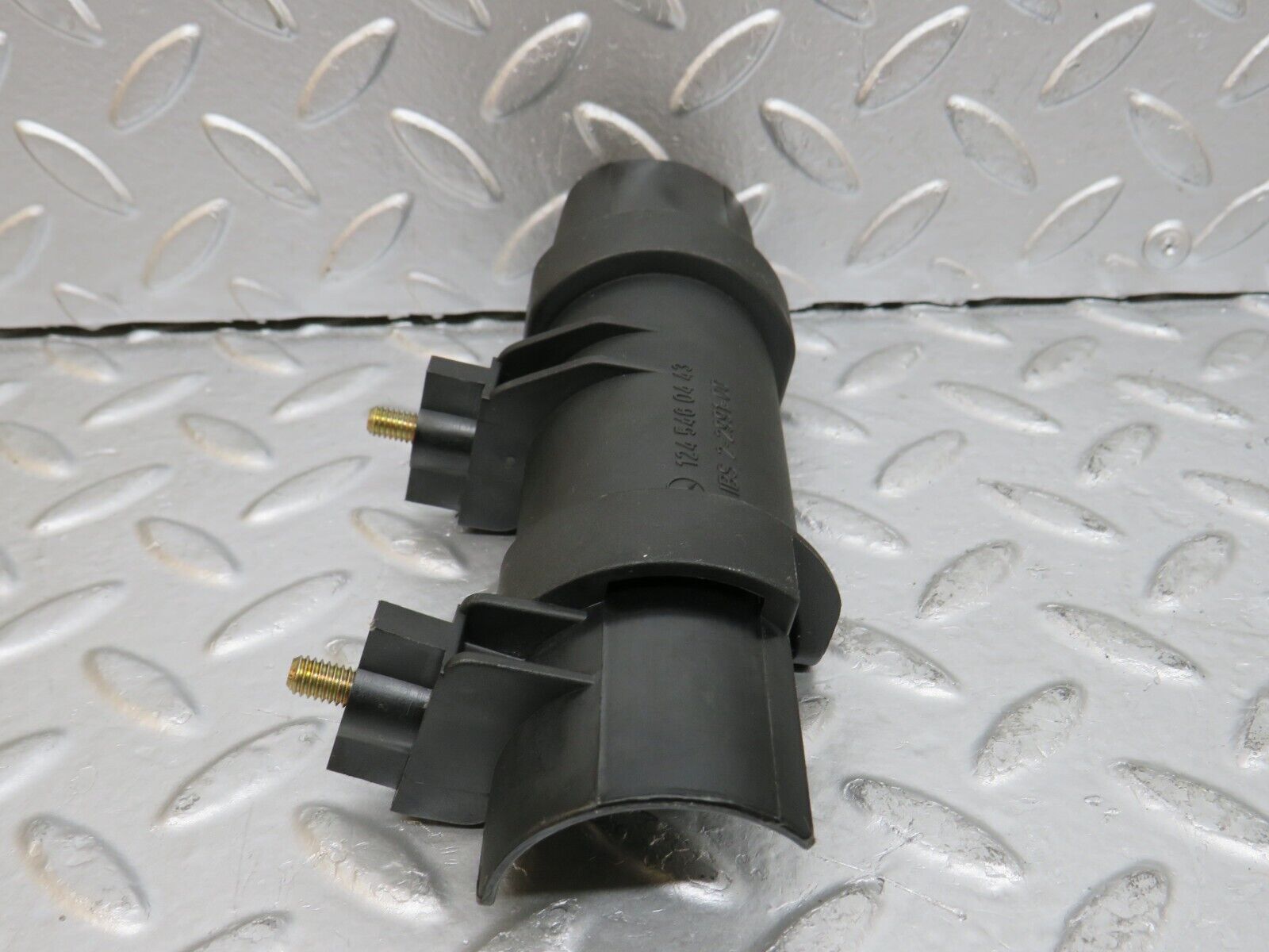 29363 Mercedes-Benz W124 230E Steering Column Cable Bracket 1245460443