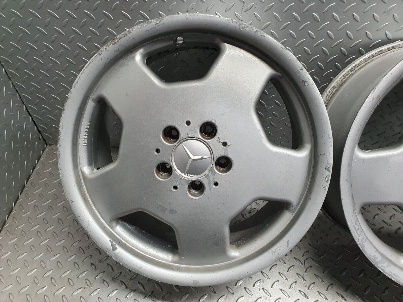 40863 Mercedes-Benz Alloy Wheel Set 7.5Jx17H2 ET35 KBA43991