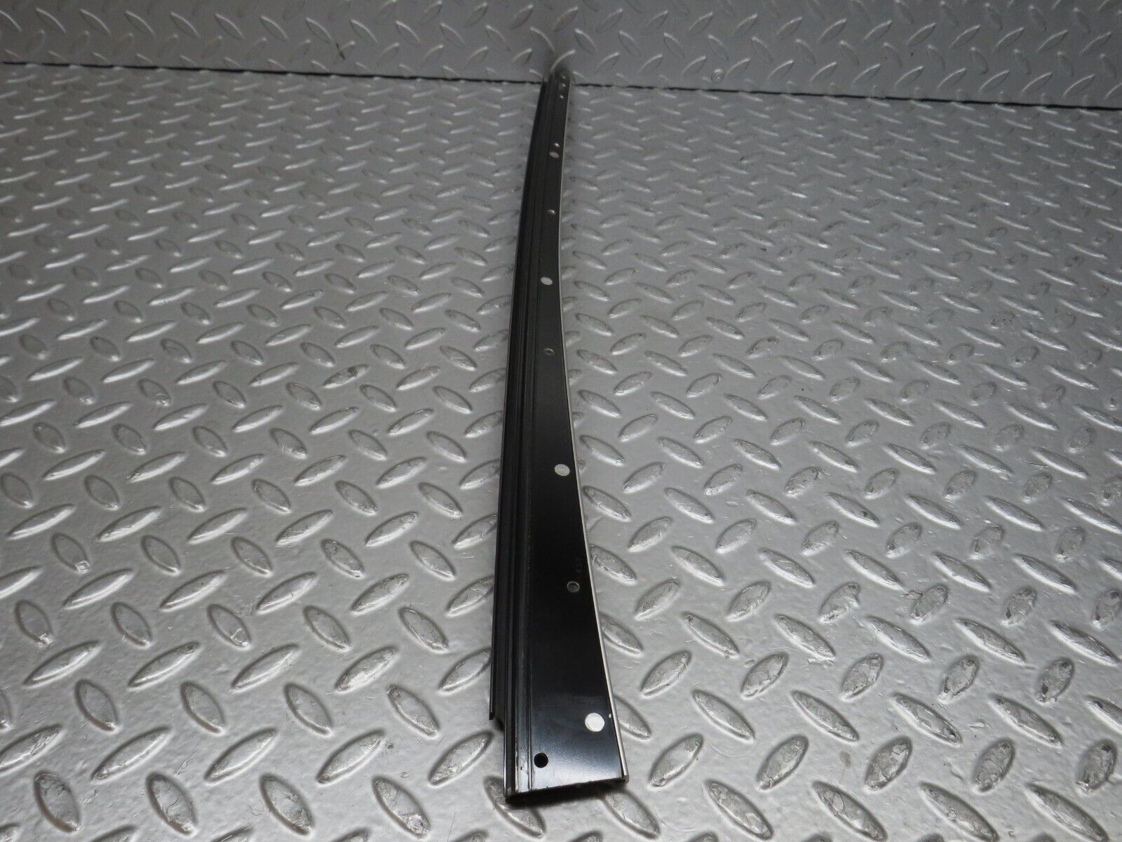 39656 Mercedes-Benz R129 320SL Coupe A Pillar Chrome Trim Cover Right Side