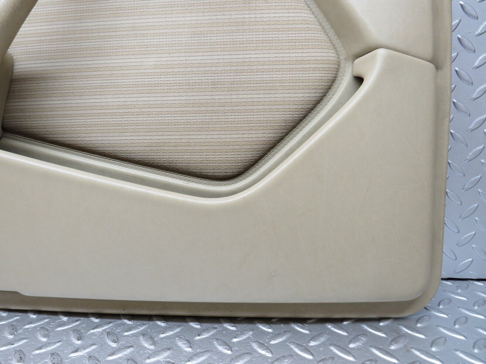 33923 Mercedes-Benz W124 260E Front Left Door Card