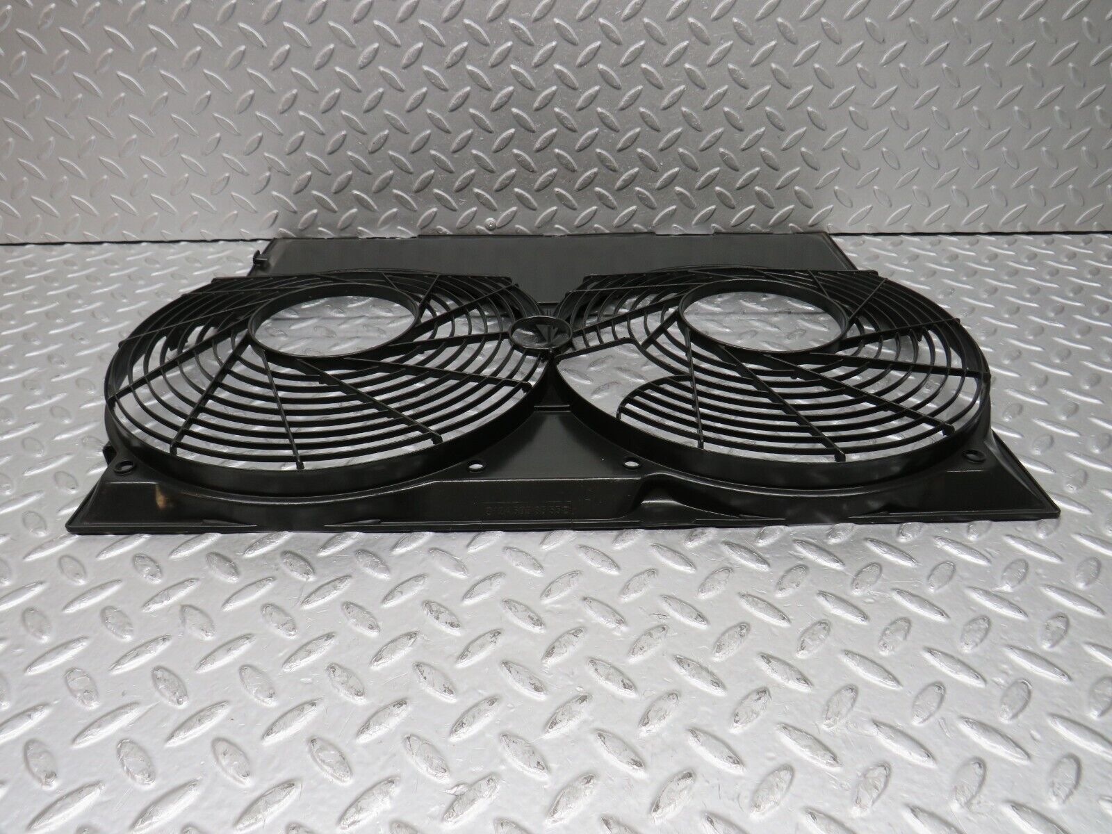 37792 Mercedes-Benz A124 320E Cabriolet Radiator Fan Shroud Cover 1245053555