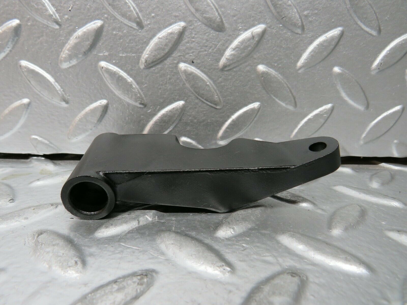 23424 Mercedes-Benz W116 350SE Accelerator Pedal Linkage Bracket 1163010218