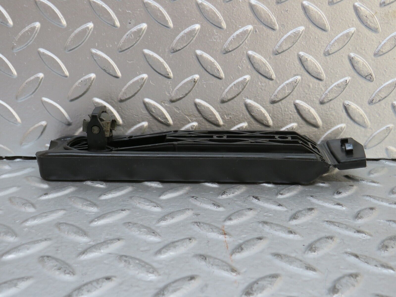 28328 Mercedes-Benz S123 240D Wagon Accelerator Pedal With Rubber 1233010082