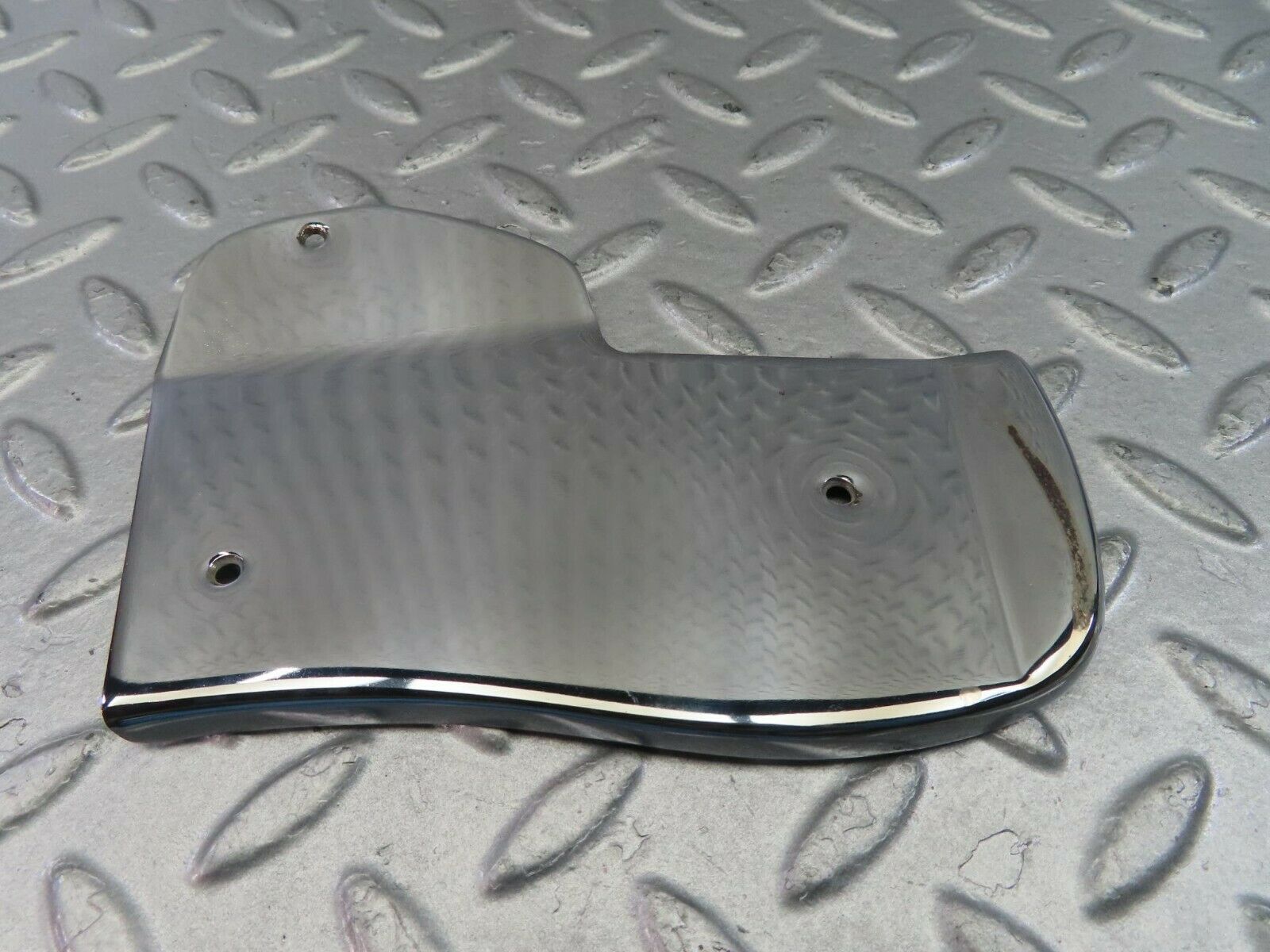 10117 Mercedes-Benz C123 230CE Coupe Door Chrome Cover Left