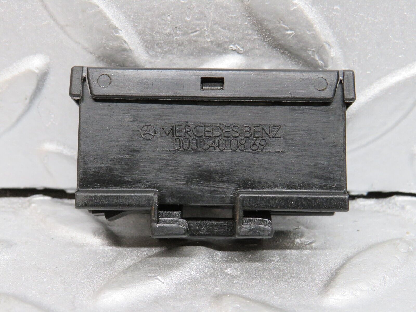 39634 Mercedes-Benz R129 320SL Coupe Wire Cable Connector 0005400869