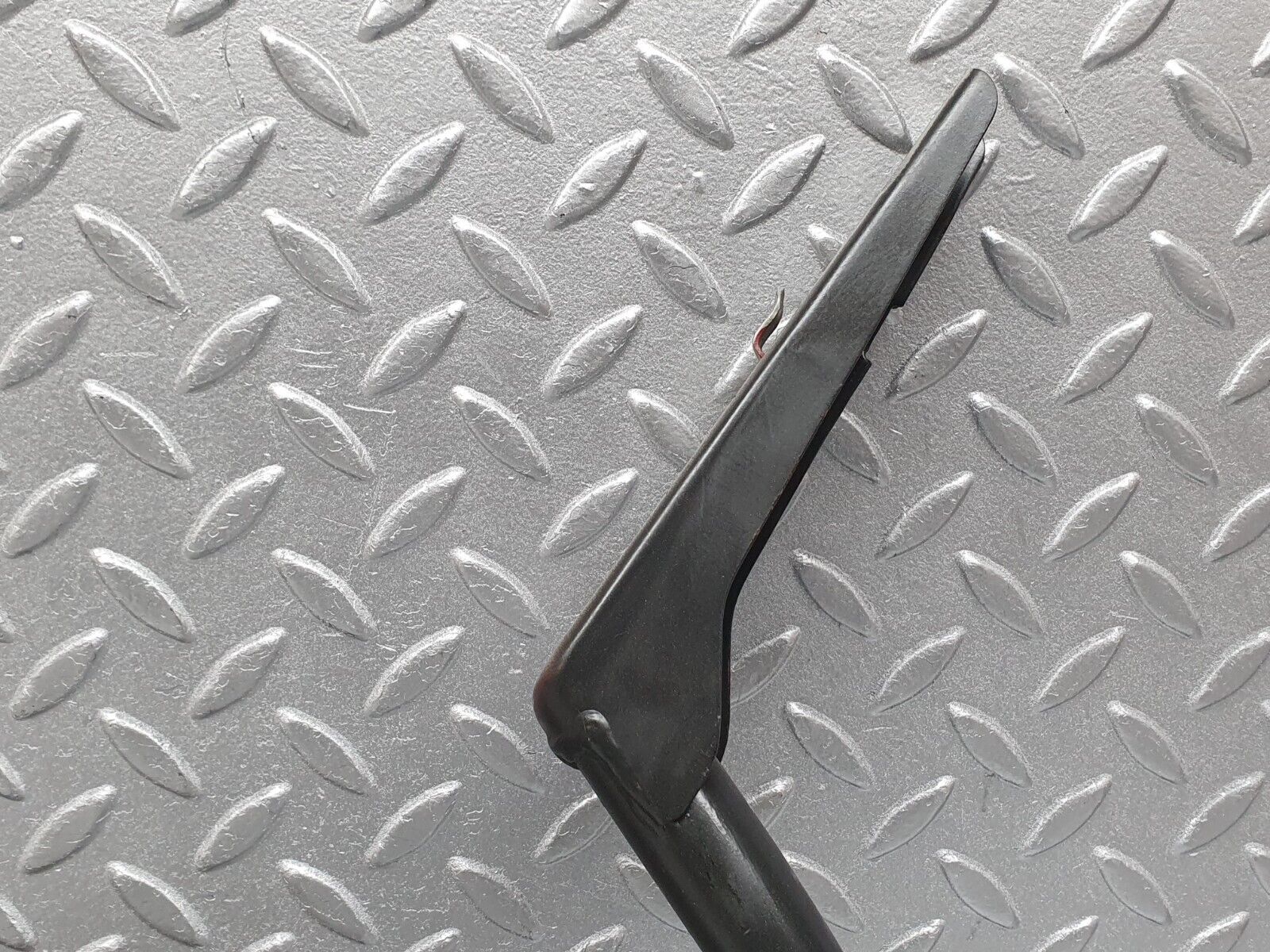 41191 Mercedes-Benz W126 300SE Trunk Hinge Left Side