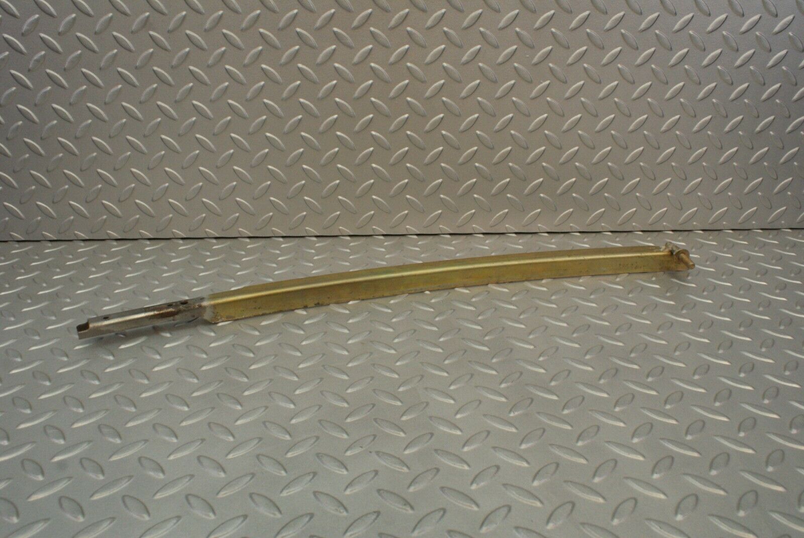 3039 Mercedes-Benz C123 280CE Coupe Front Left Window Guide Rail