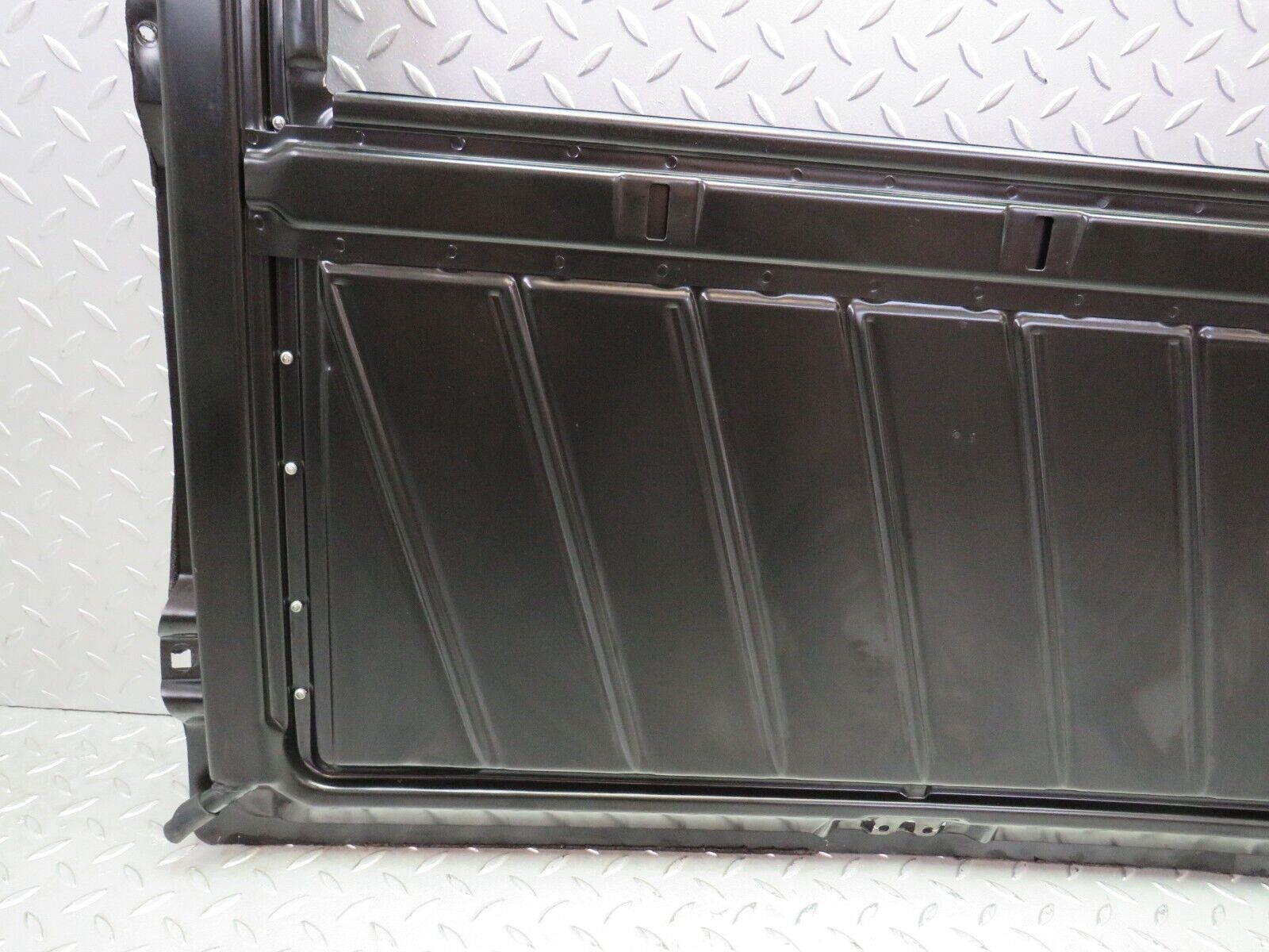 26622 Mercedes-Benz C124 220CE Coupe Power Sunroof Frame