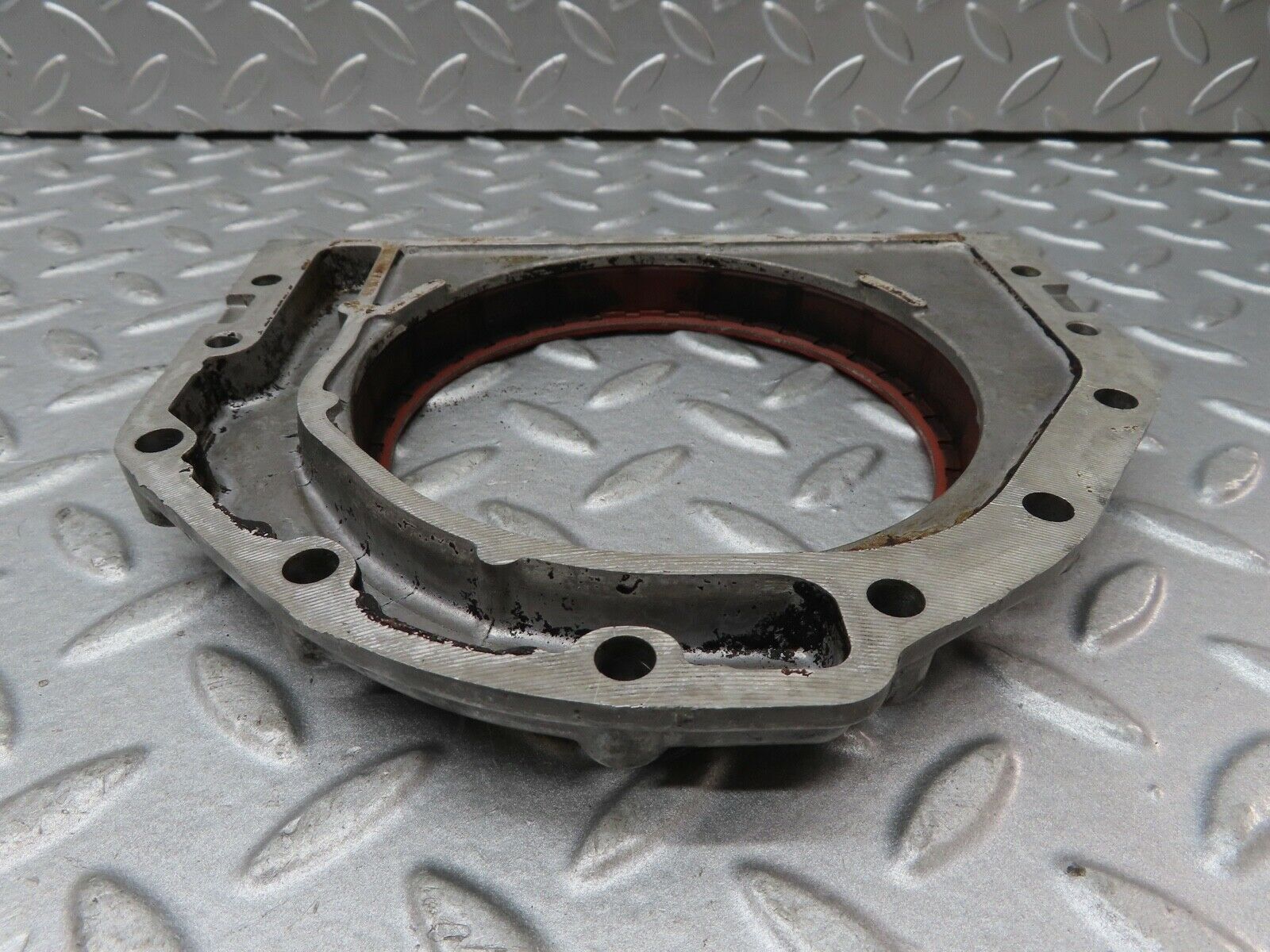 17732 Mercedes-Benz W116 450SEL Crankshaft Rear Sealing Cover 1160110608