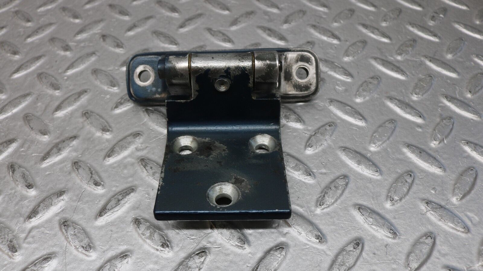 37273 Mercedes-Benz W109 300SEL Door Hinge Left Side