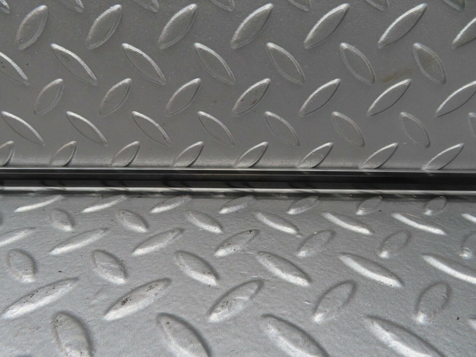 12940 Mercedes-Benz W111 220SE Front Right Centre Fender Wing Moulding Trim