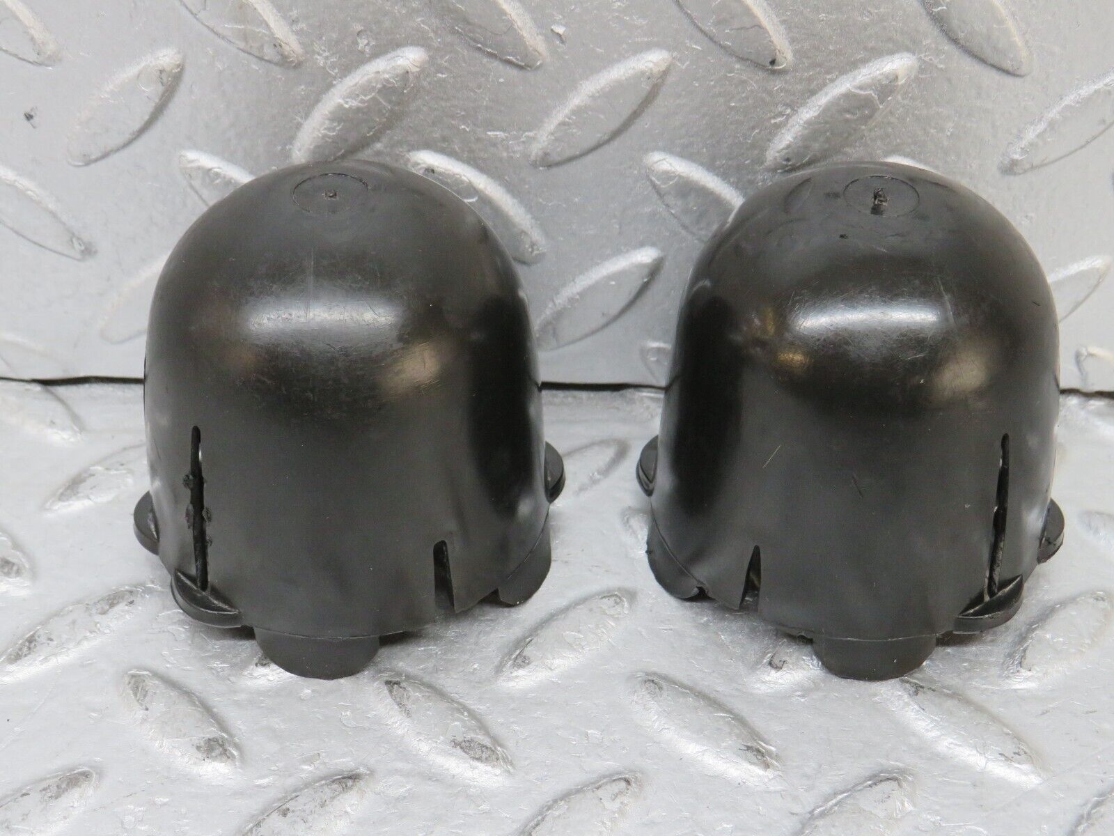 37424 Mercedes-Benz W109 300SEL Rear Shock Absorber Top Plastic Cap 2x