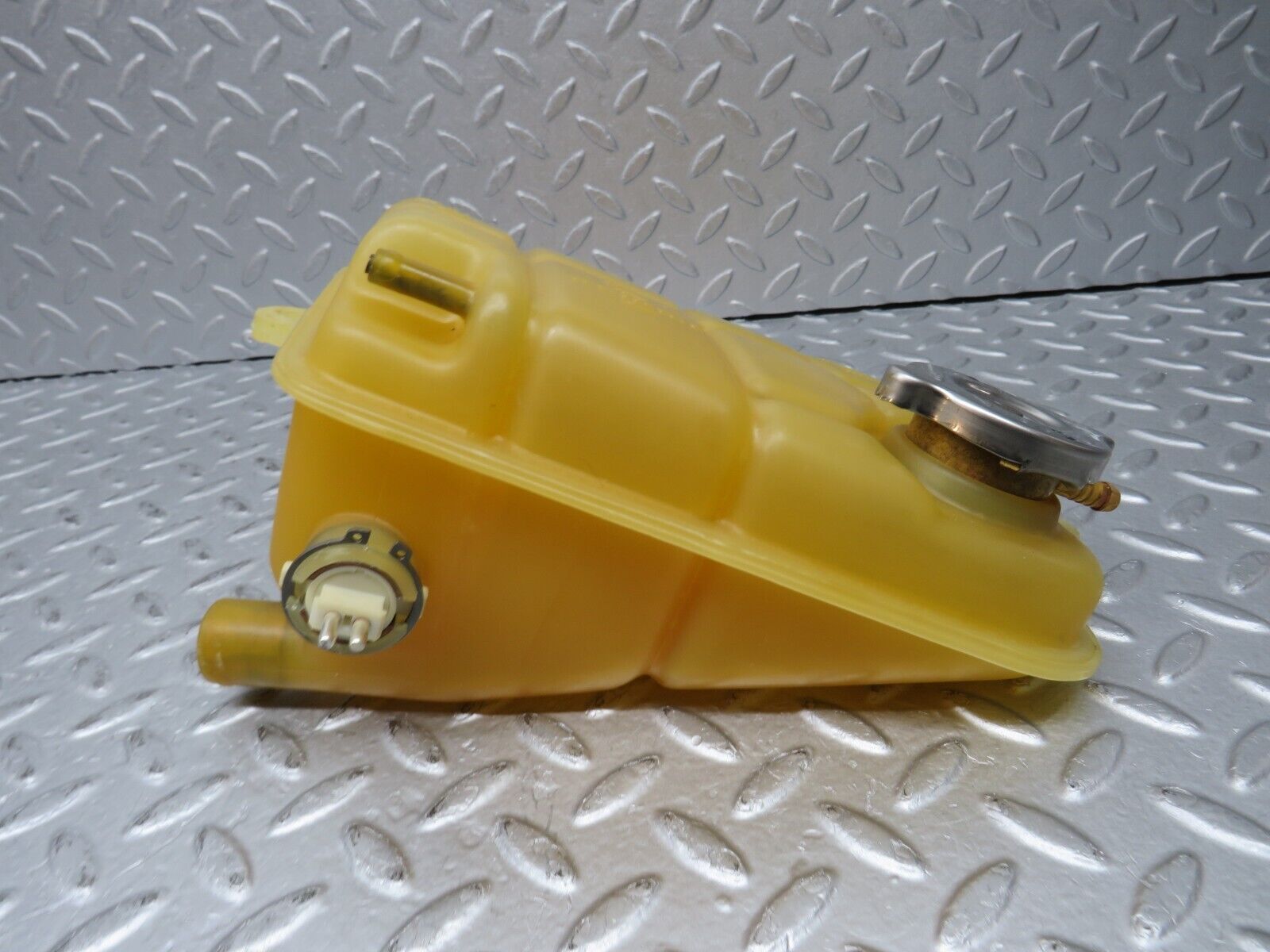 36940 Mercedes-Benz C126 420SEC Coupe Coolant Reservoir Tank 1265001549 1235010215