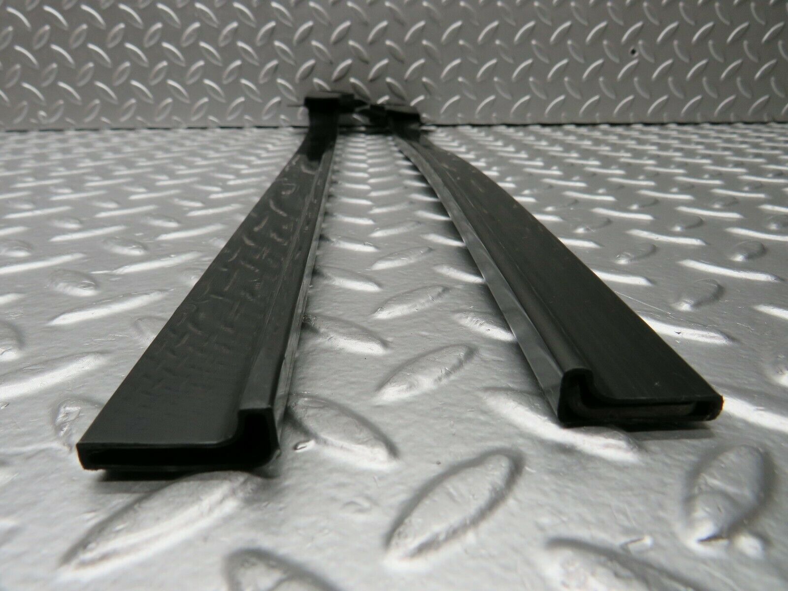 24056 Mercedes-Benz W123 280E Seat Belt Runner 1239192520 1239192620