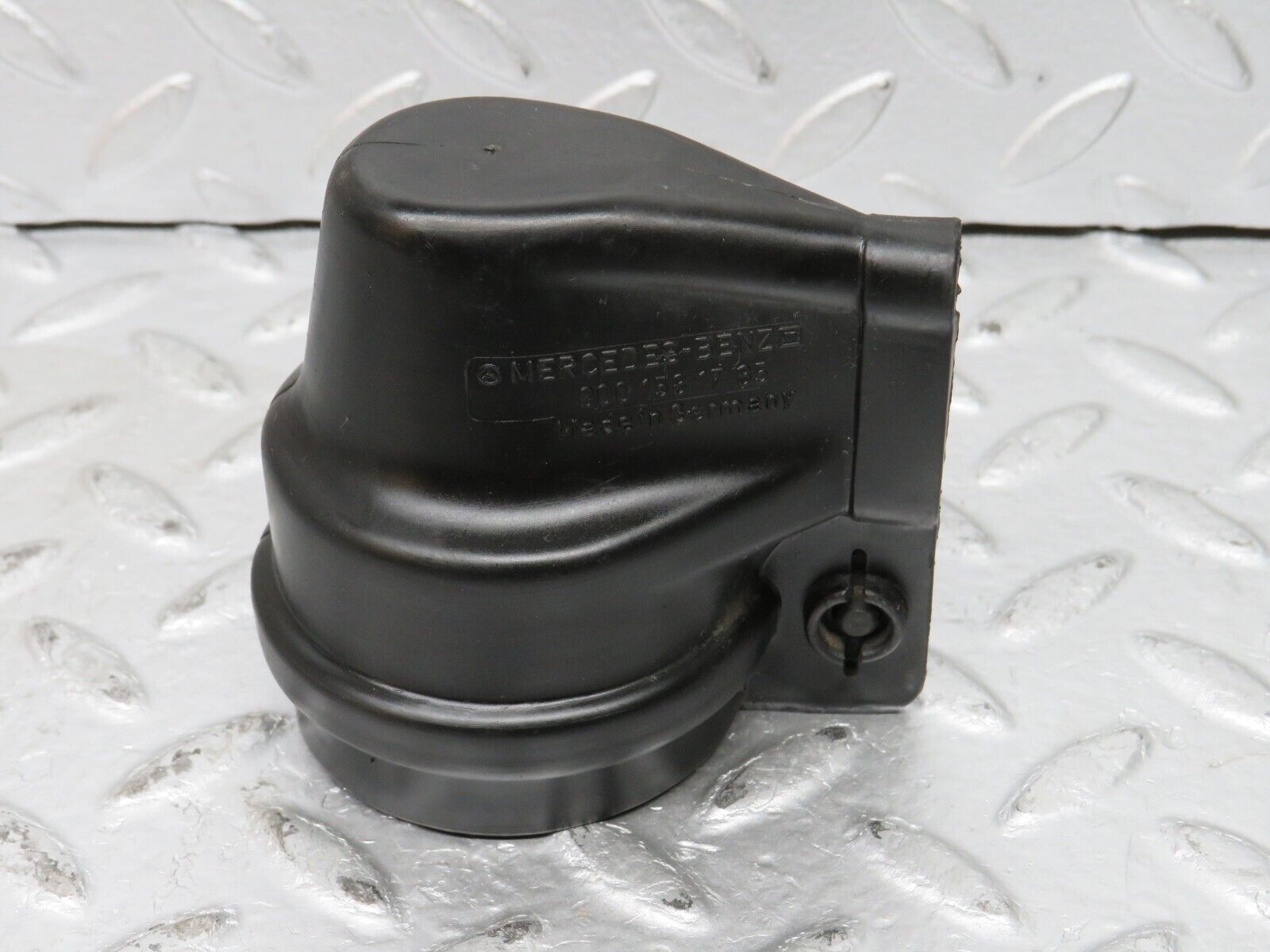 32048 Mercedes-Benz W123 230E Ignition Coil Protective Cap 0001581785
