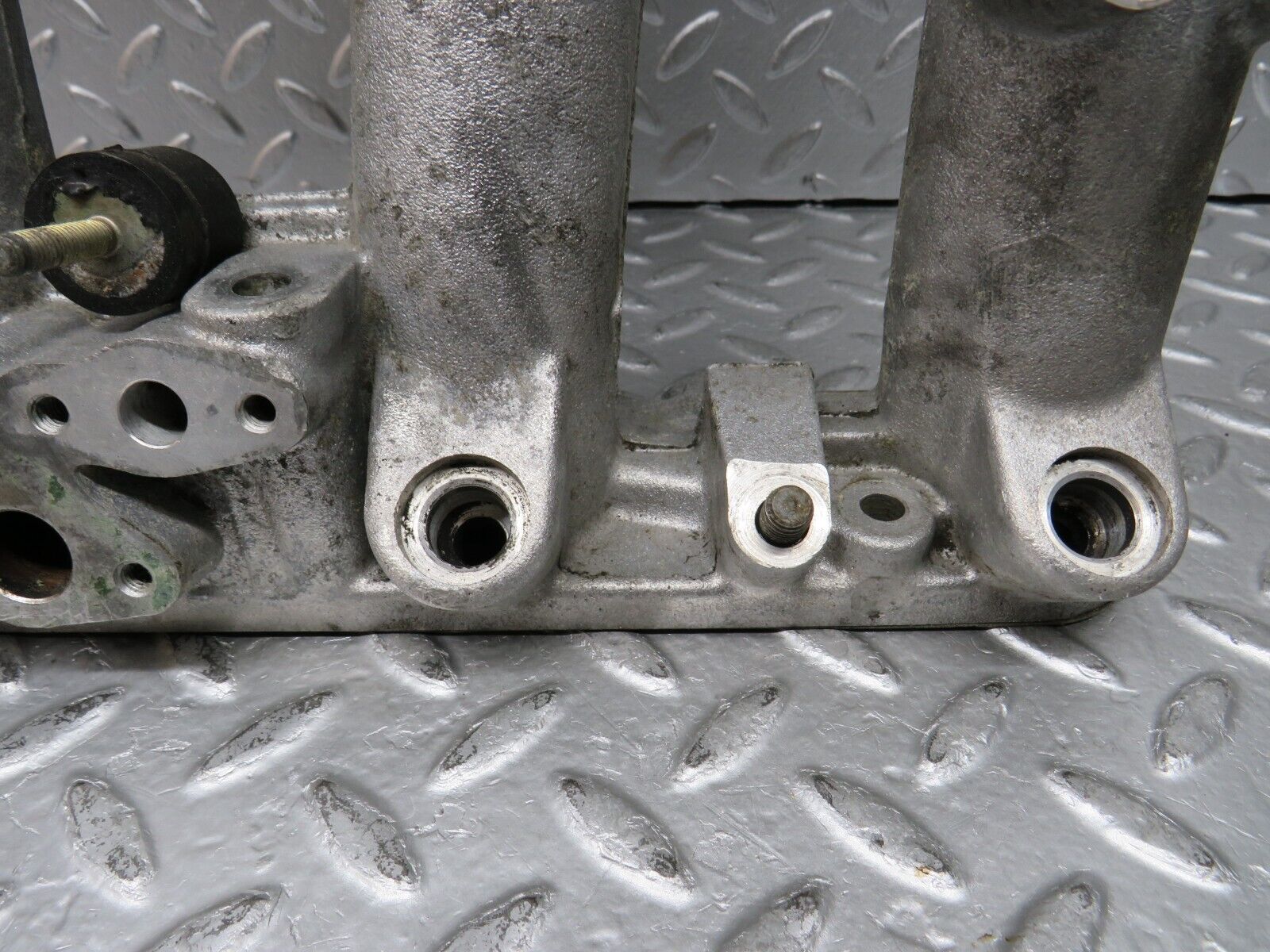 29878 Mercedes-Benz W123 230E Intake Manifold 1021410301