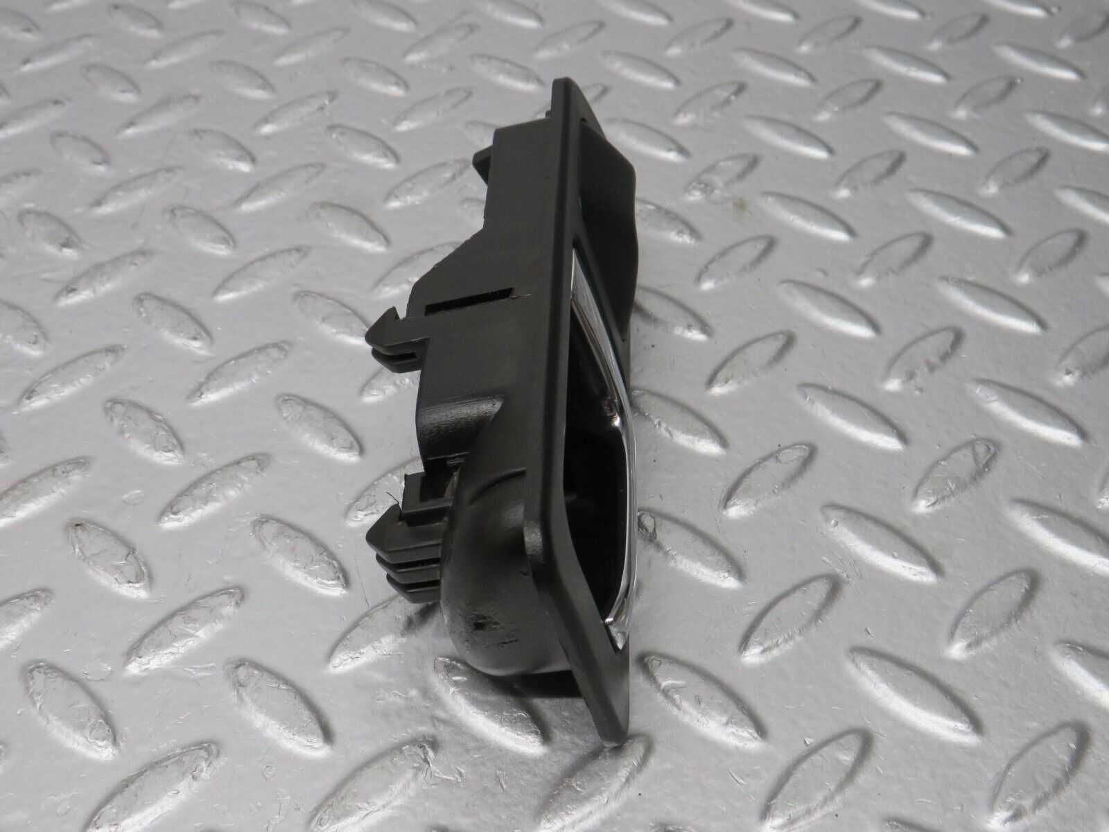 31635 Mercedes-Benz W201 190LE 1.8L Rear Right Interior Door Handle 2017660264