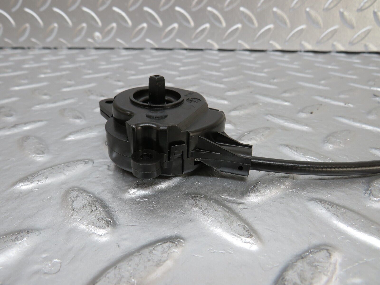 24926 Mercedes-Benz W140 S320 Heater Flap Motor Actuator 1408301633